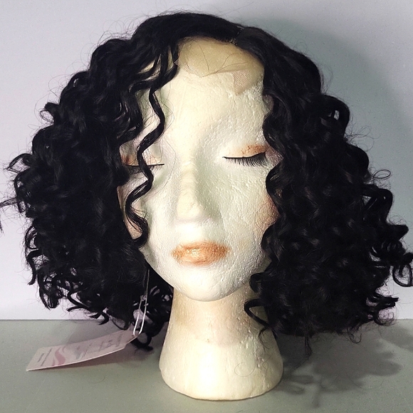 Luxurious Black Curly Hair Wig - Picture 1 of 7